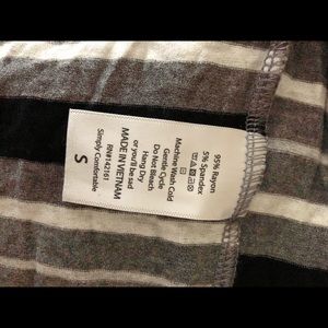 LuLaRoe Tops - LulaRoe Irma and Legging Set LuLaRoe Tops - LulaRoe Irma and Legging Set